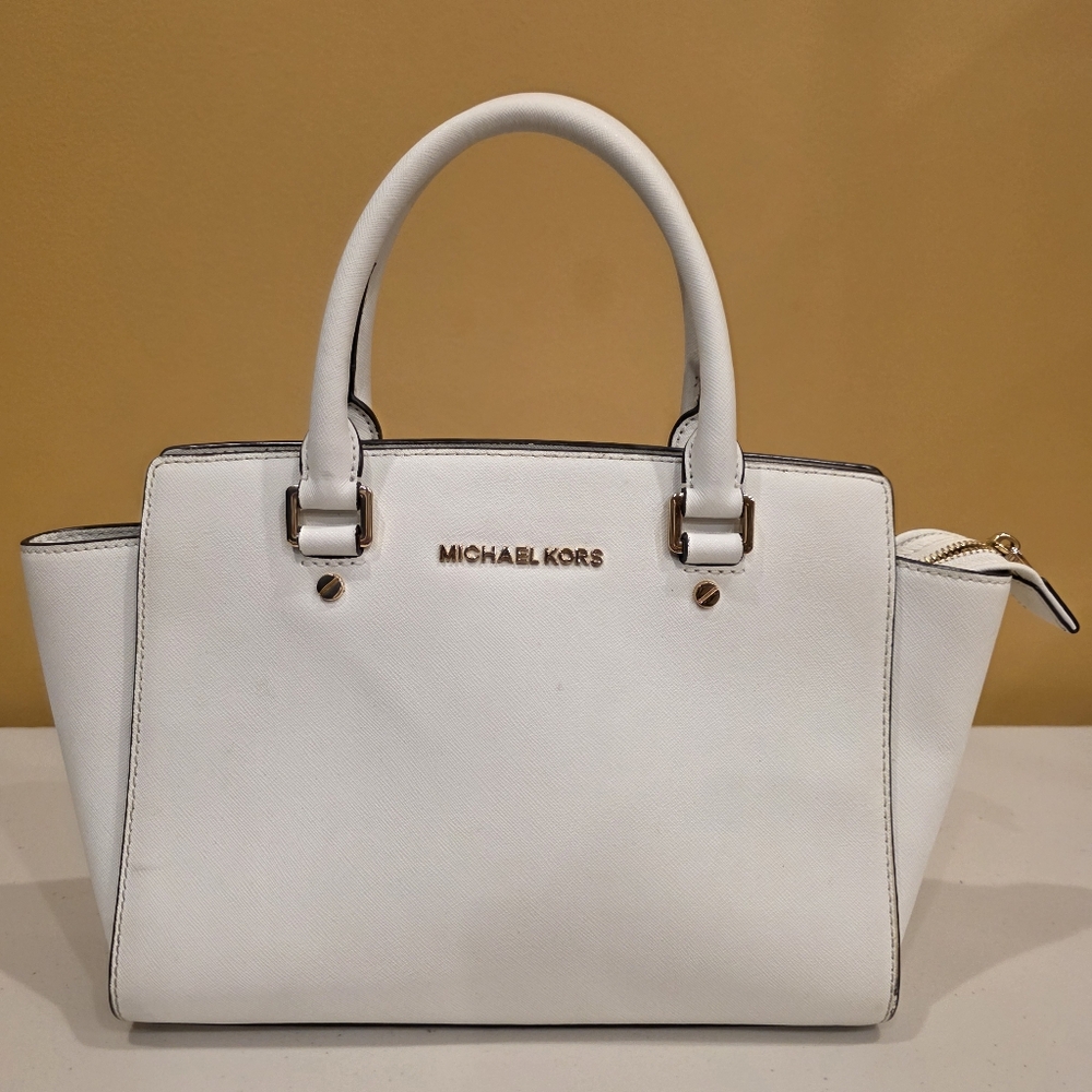 Michael Kors Leather Bag